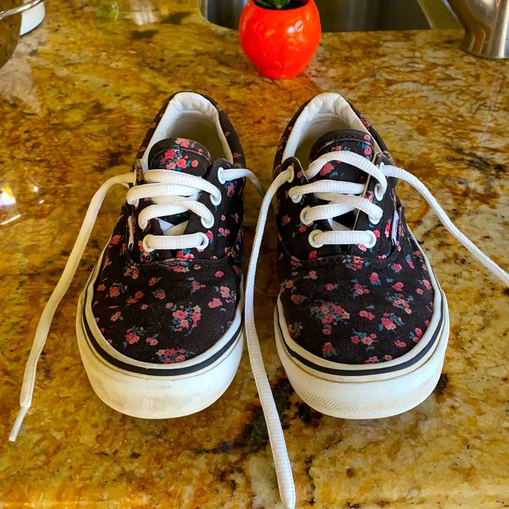 Girls Floral Vans